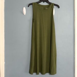 Time and Tru Forest Green Knit Dress